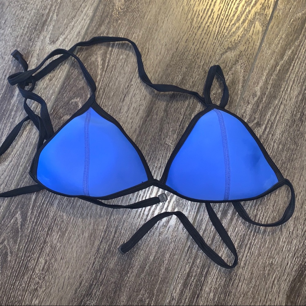 Triangl top